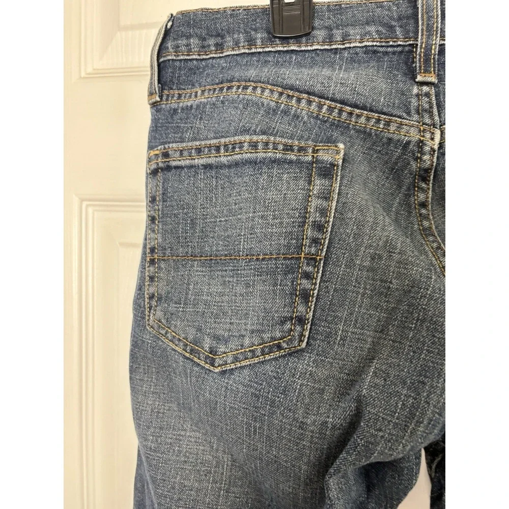 Signature Levi's Mens 30x30 Medium Blue Straight Denim Jeans‎ Mid Rise